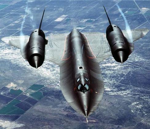 Lockheed SR-71 "Blackbird" in flight.