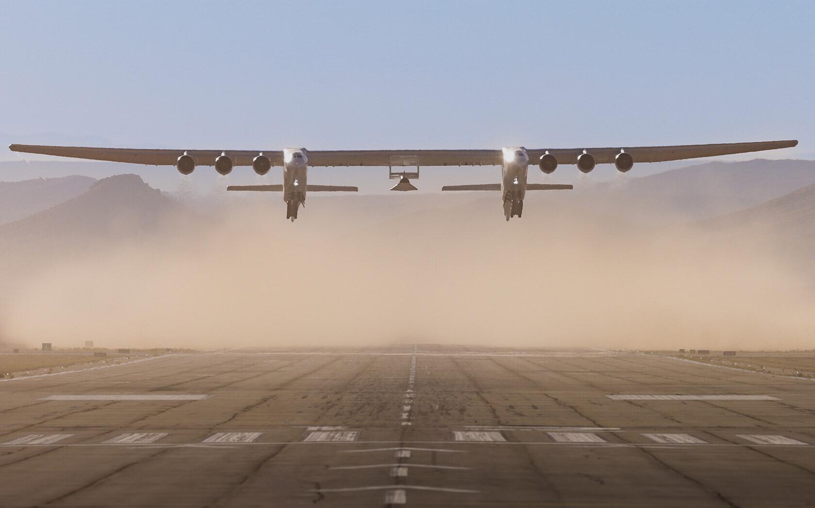 The Stratolaunch Roc at lift-off