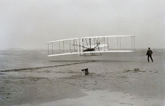 Flyer 1 takes off, 17th December 1903