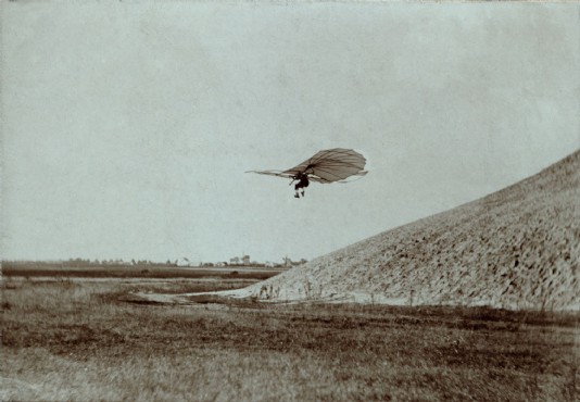 Otto Lilienthal flying a glider