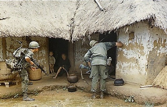 US soldiers in Vietnam, 1966