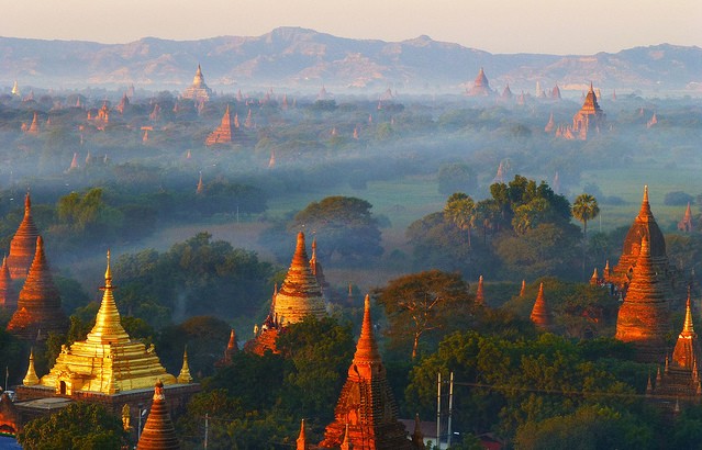 Temples and pagodas of the Bagan valley