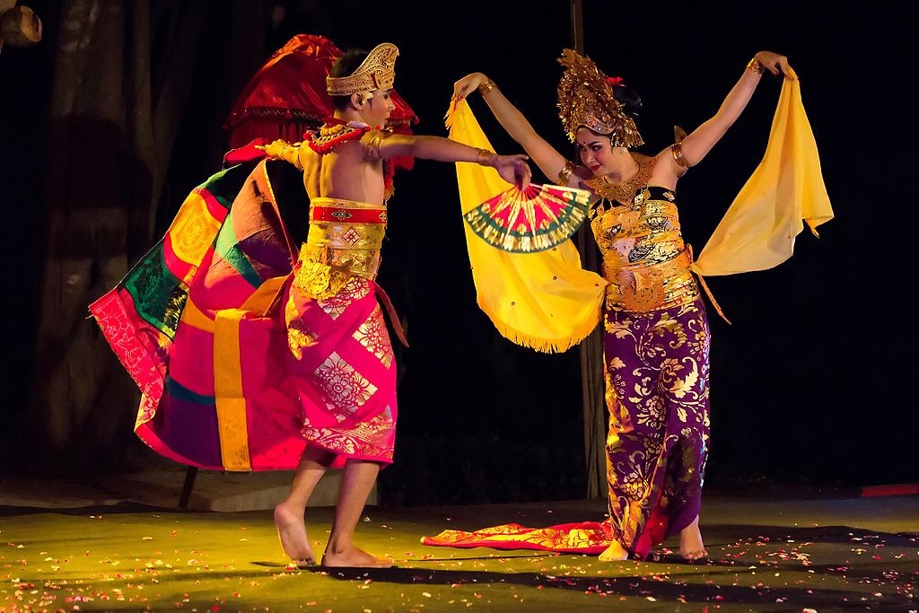 Balinese dancers