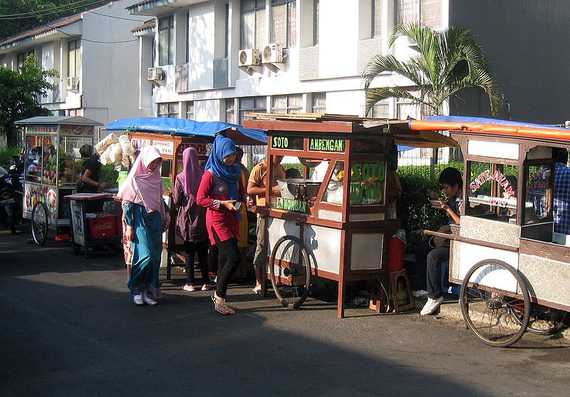 Jakarta street vendors
