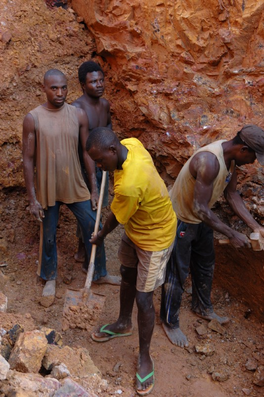 Mining the minerals wolframite and cassiterite