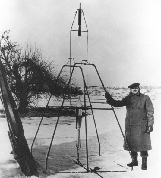 Goddard with his 1926 rocket