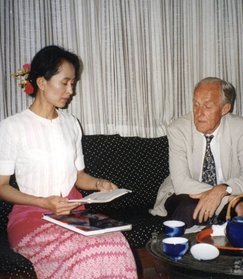 Suu Kyi in 1995