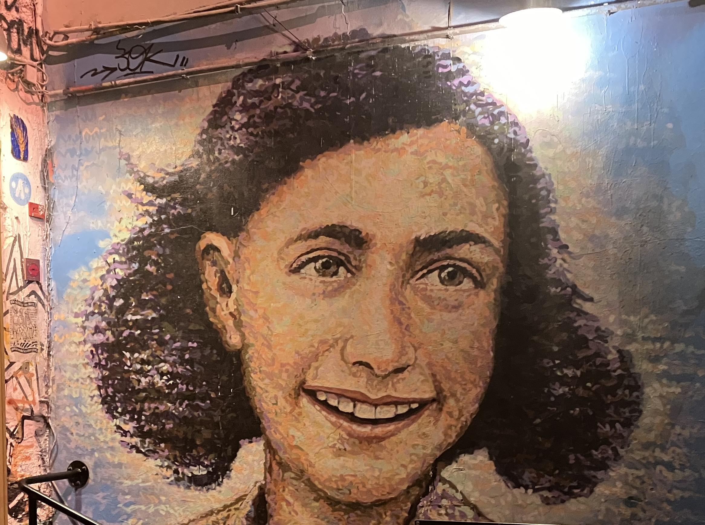 Mural of Anne Frank in Berlin