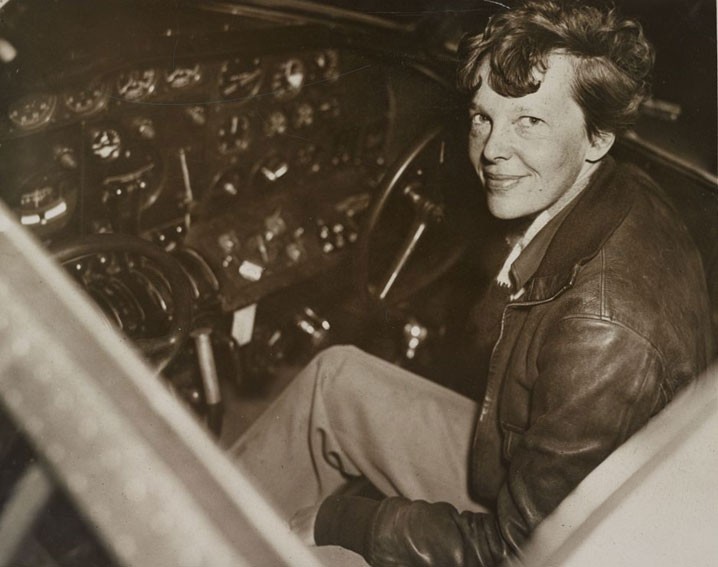 Amelia Earhart, 1937