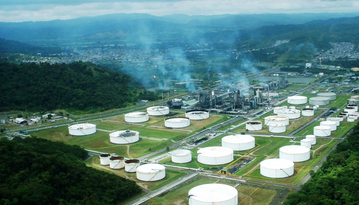 Oil refineries, Esmeraldas
