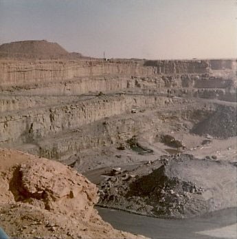 Open pit uranium mine, Arlit