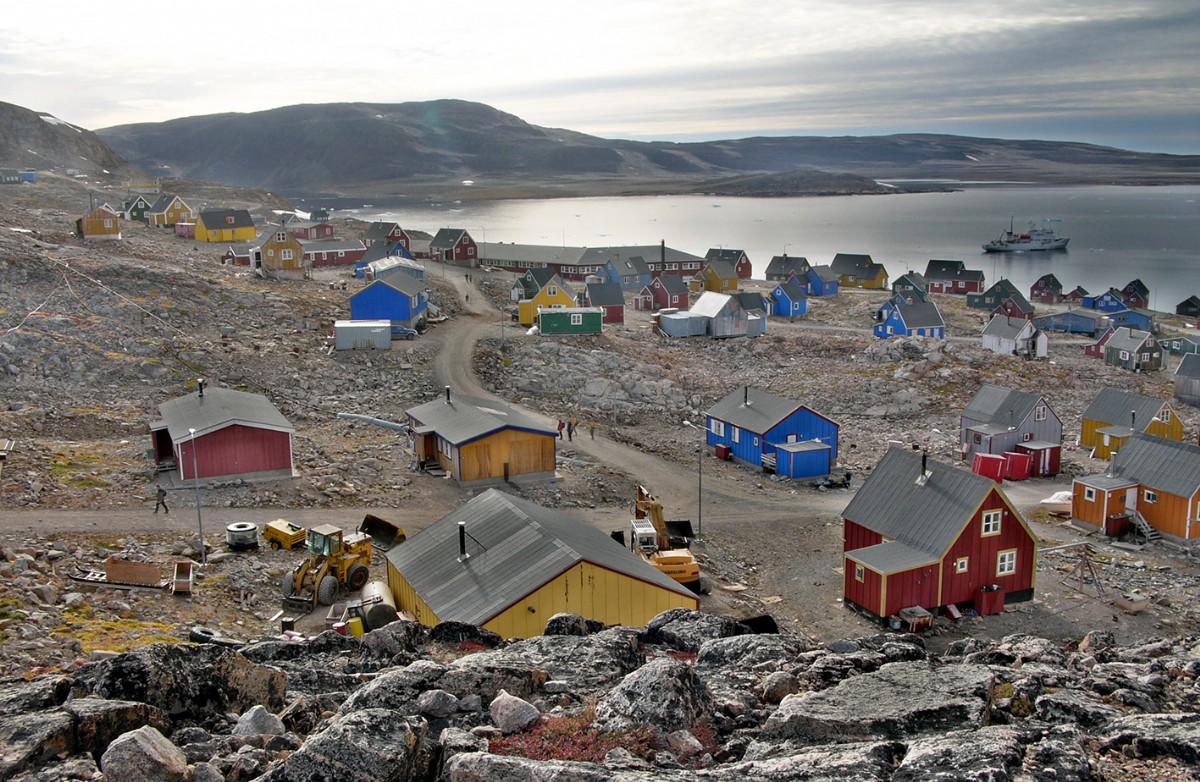 The settlement of Ittoqqortoormiit (Scoresby Sund)