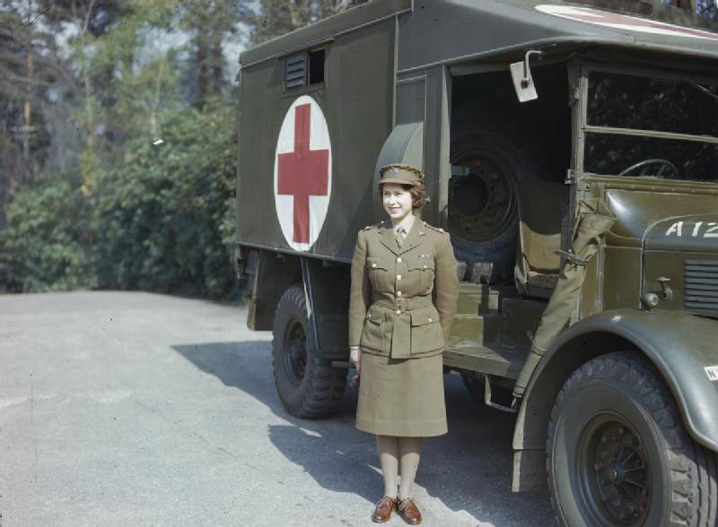 Elizabeth in uniform, 1945