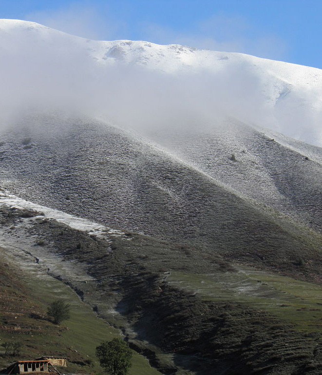 Snow settles on colder upper slopes.