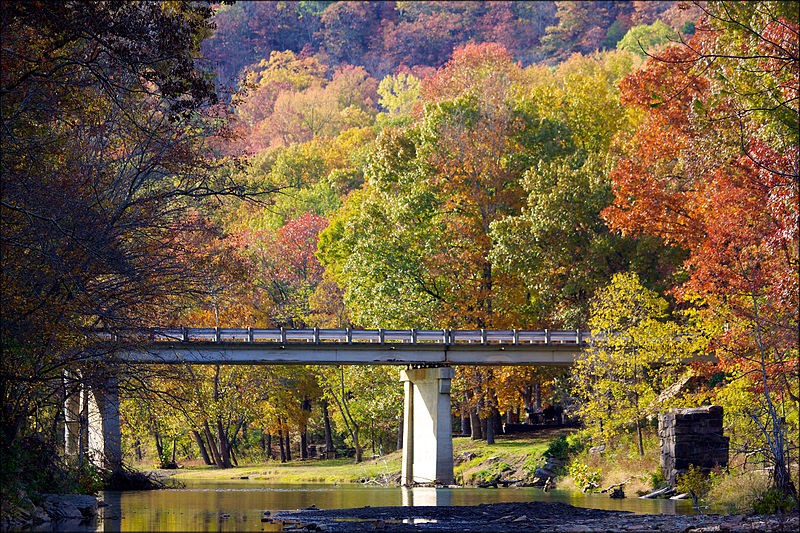 Lee Creek Bridge, Devil's Den State Park