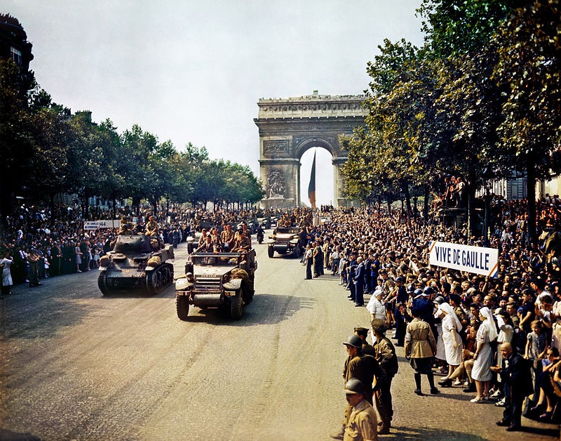 Crowds in Paris after liberation, August 1944