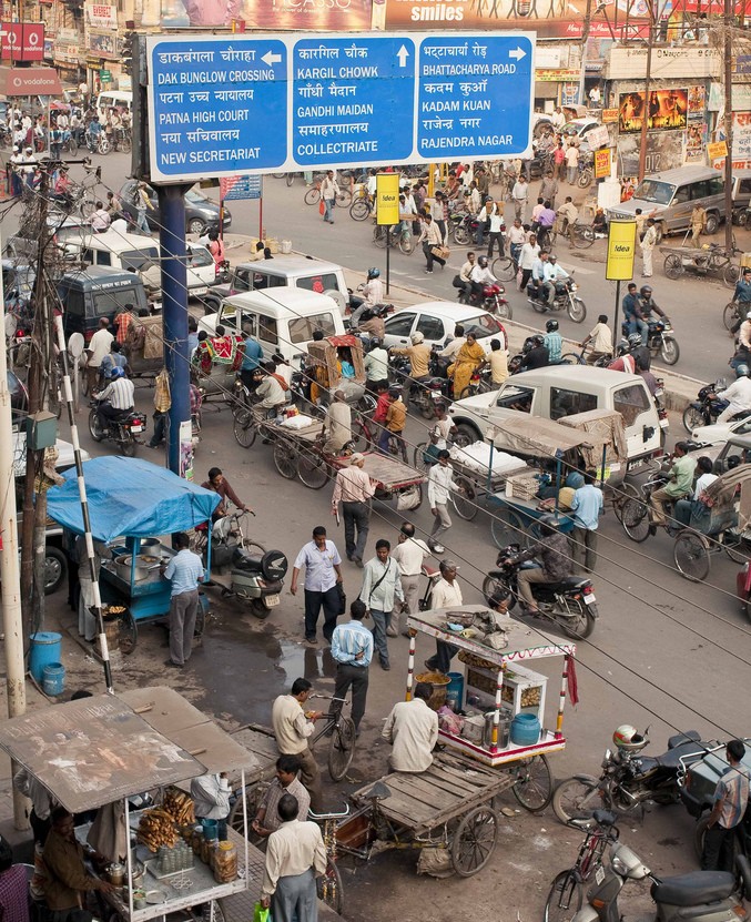 Busy street scene in Patna, India