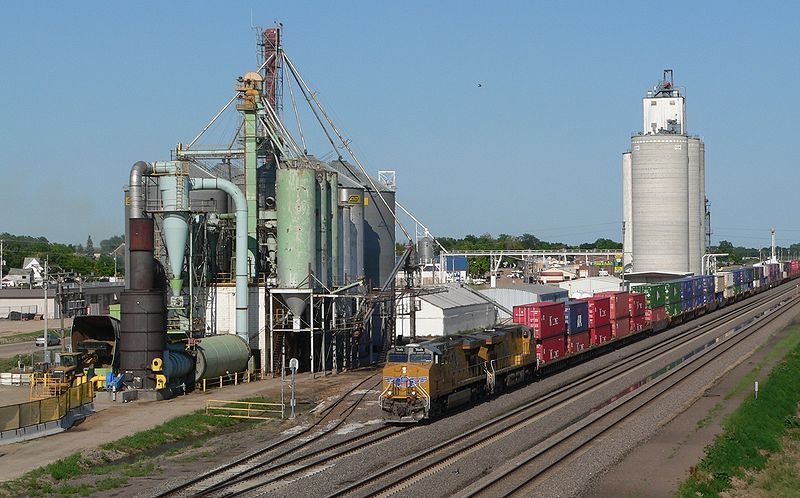 Alfalfa mill and Union Pacific Railroad, Elm Creek