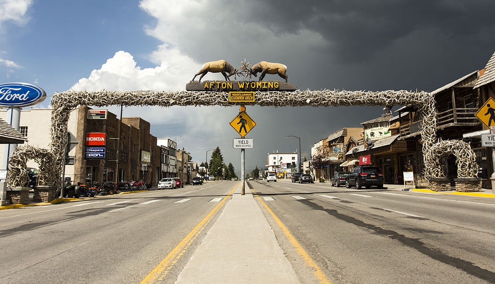 Afton Elkhorn Arch