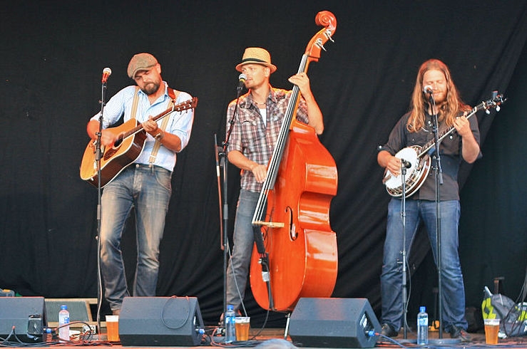 Bluegrass band with double bass