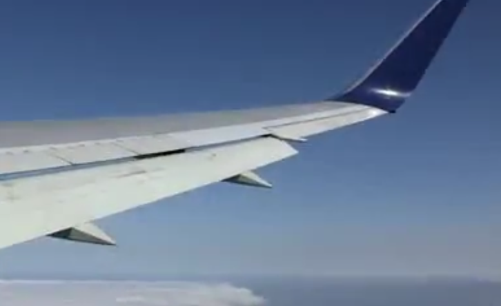 An airliner takes off from San Francisco Airport