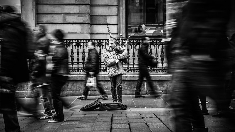 An example of street photography by Giuseppe Milo