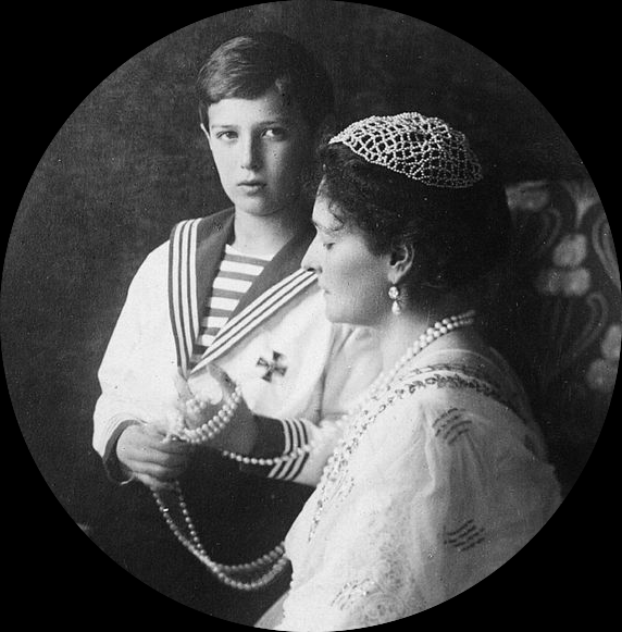 Tsarina Alexandra with her son Alexei, 1913