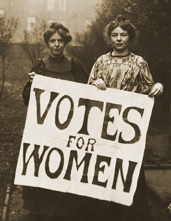Annie Kenney (left) and Christabel Pankhurst (right)