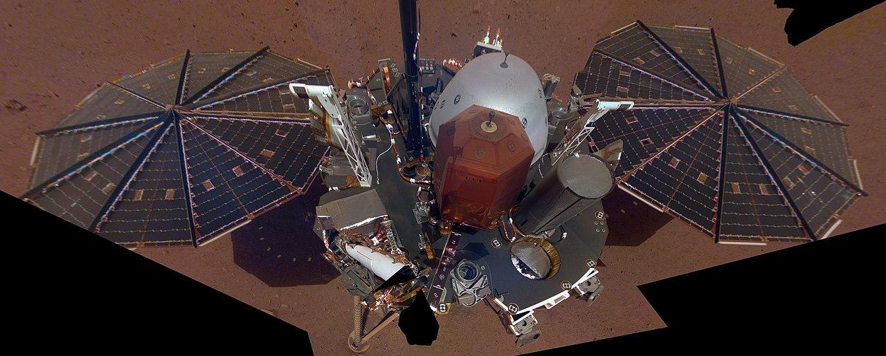 InSight's "selfie" taken in December 2018, with dust-free panels