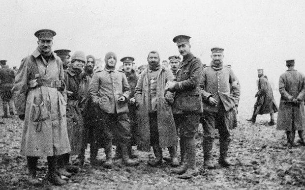 British and German soldiers mingle during the Christmas Truce, 1914.