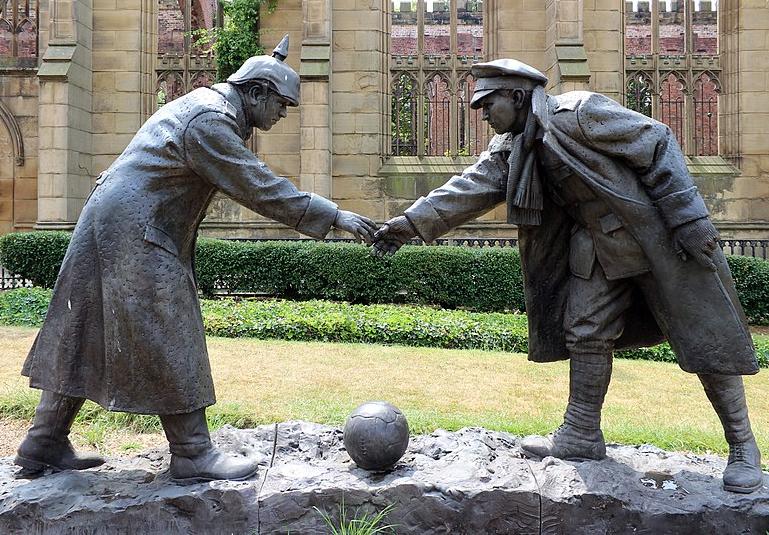 Statue commemorating the Christmas Truce