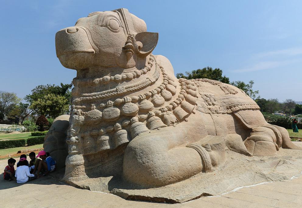 Lepakshi Nandi, a bull statue made in Vijayanagara times