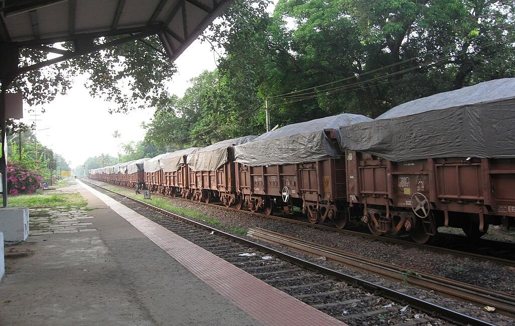 Train carrying iron ore to Mormugao Port in Vasco