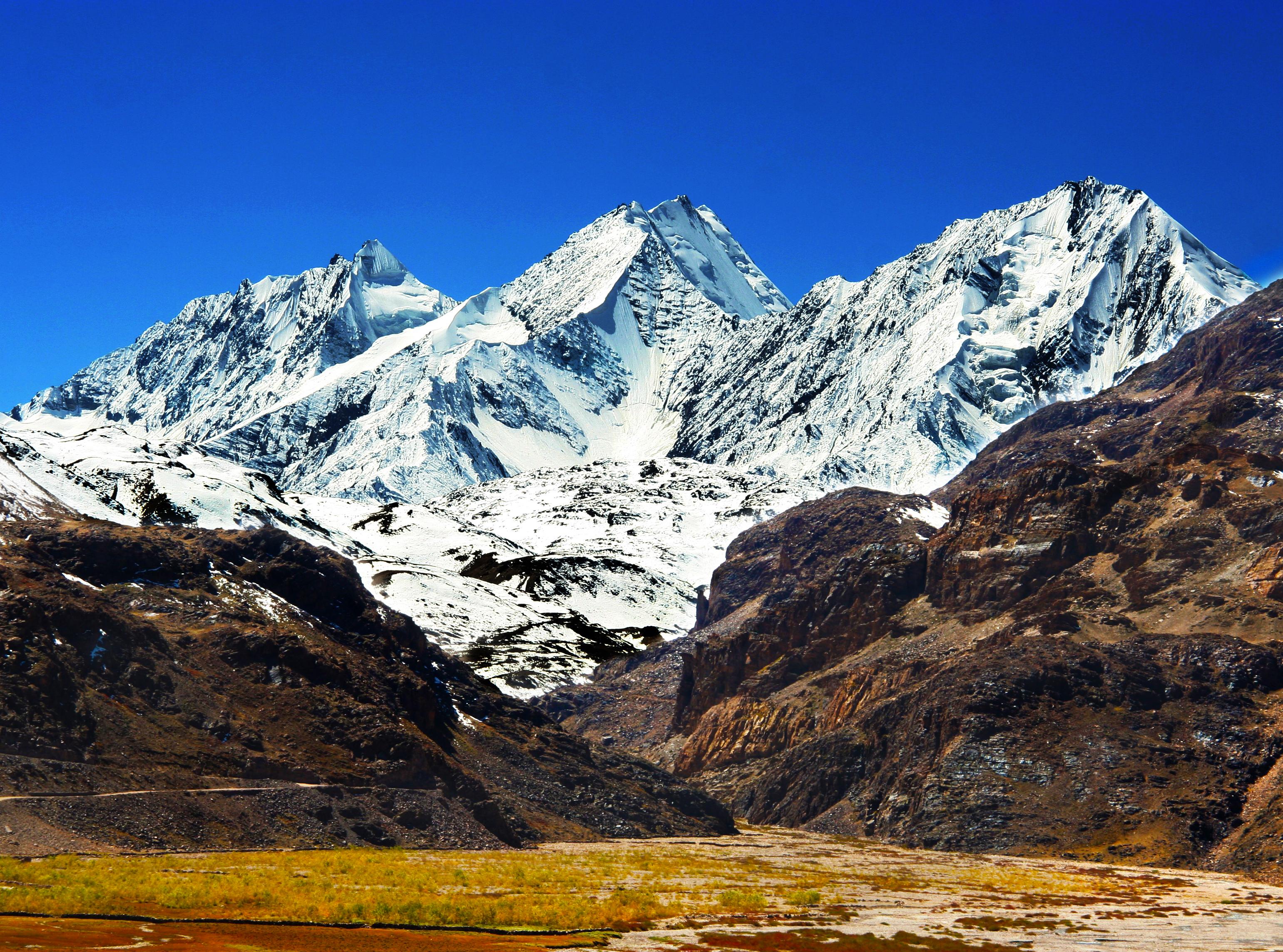 Peaks of the Great Himalayas, from Kunzum Pass
