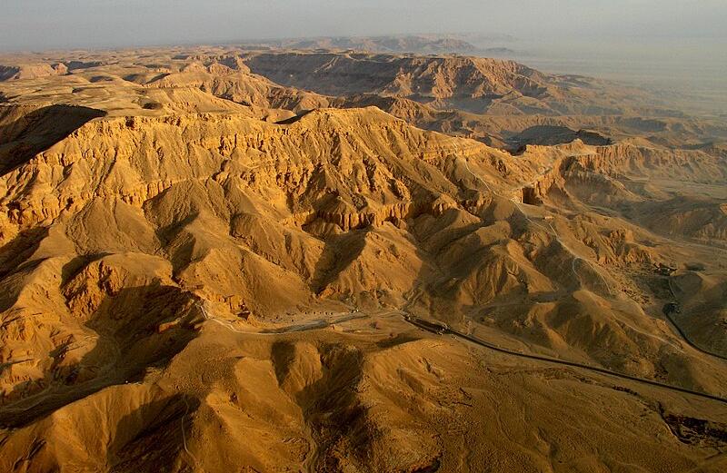 The Theban mountains west of the Valley of the Kings, the area where the Thutmose II's tomb was discovered