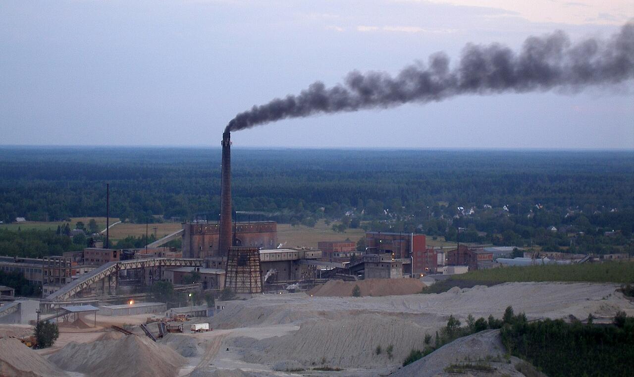 An oil shale processing plant, source of many pollutants