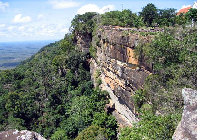 The natural border between Cambodia (left) and Thailand (right) following the watershed of the Dangrek Mountains