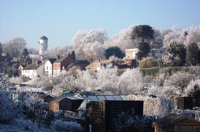 A clear frosty winter's morning in Kenilworth, Warwickshire, an example of typical anticyclonic conditions