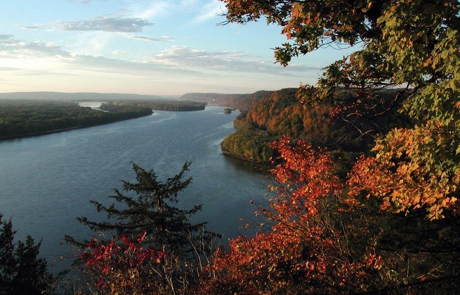 A view of the Mississippi River from Fire Point in Effigy Mounds National Monument, Iowa