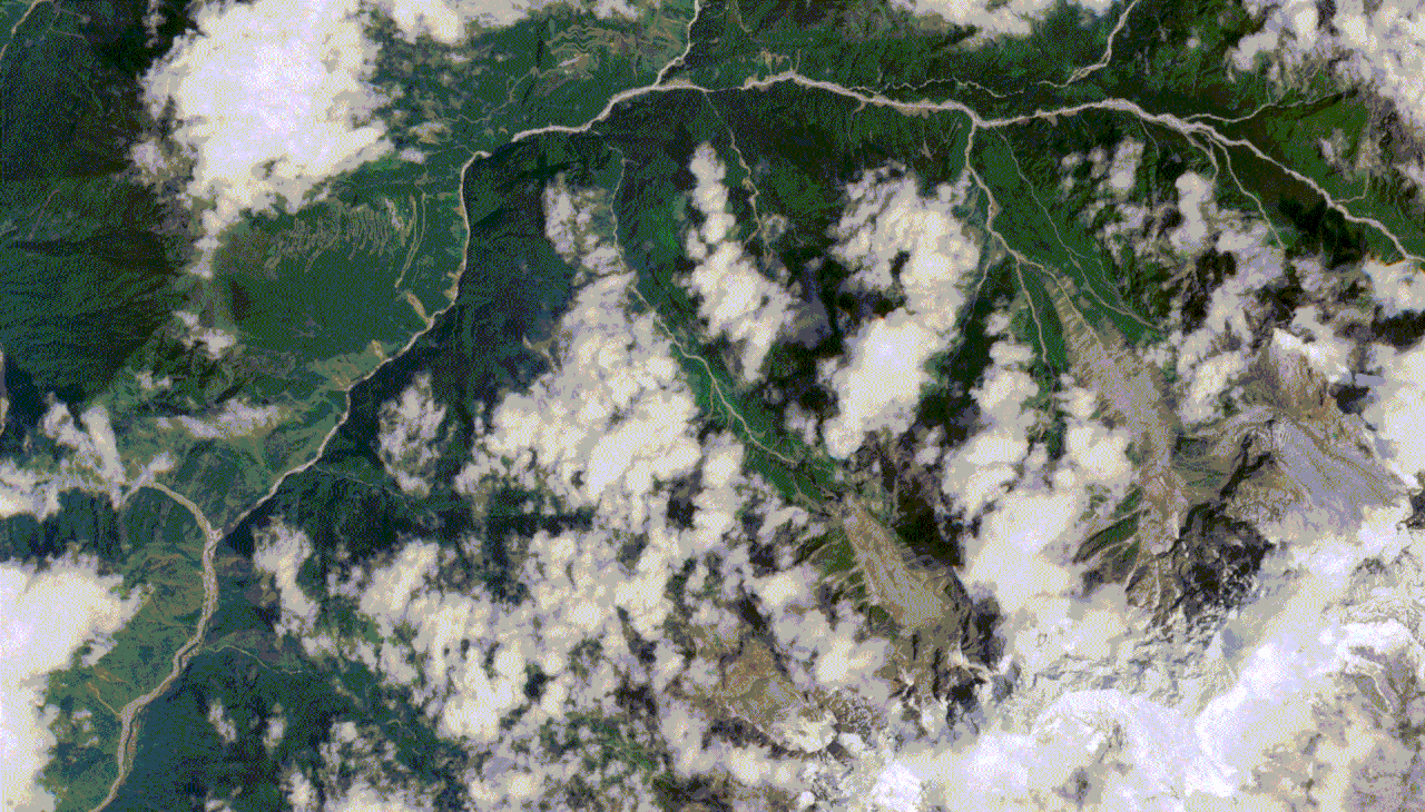 Animation based on a satellite view of Trishuli Valley before (24th August) and after (26th August) the deadly floods. The collapsed glacier is at bottom right.