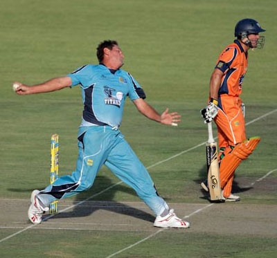 A bowler about to deliver the ball