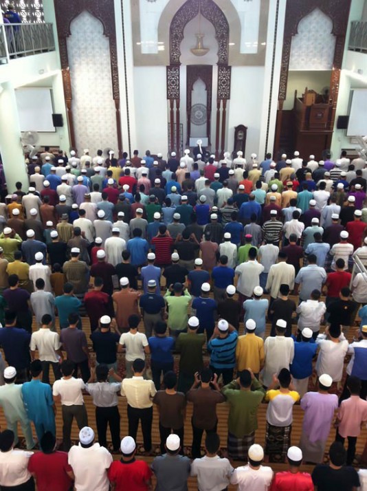 Muslims ready to perform Friday prayers